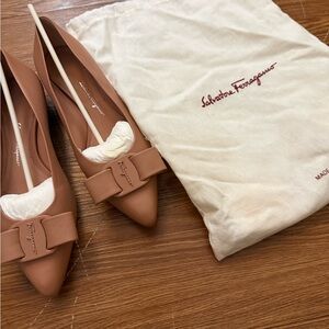 Salvatore Ferragamo  Bow Flats